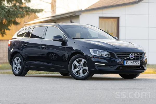 Volvo v60 , 2.0d, 140kw, automāts

Auto labā tehniskā gan vizuālā kārtībā.