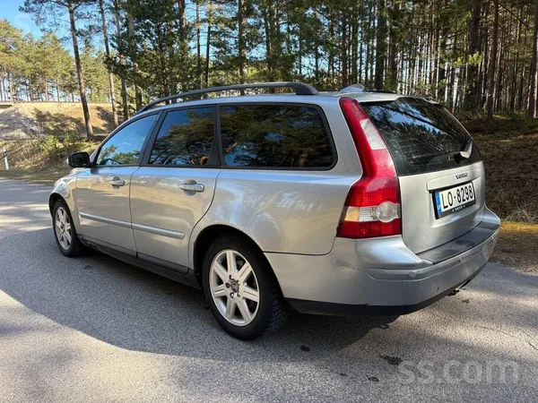 Pārdod volvo v50 2.0d ar svaigu TA
Nodoklis samaksats
Motors, kārba un rit