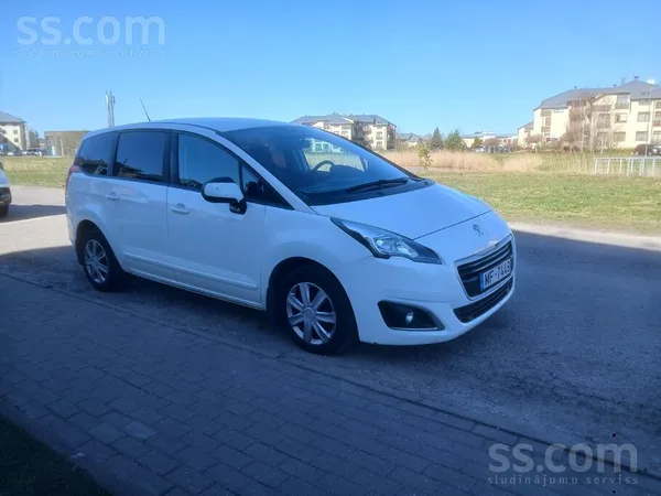 Peugeot Auto tehniski labā stāvoklī.