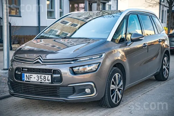 Pārdod Citroen C4 1.2 benzīns, 96 kw, manuālā Kārba. 

Bezmaksas Carvertic