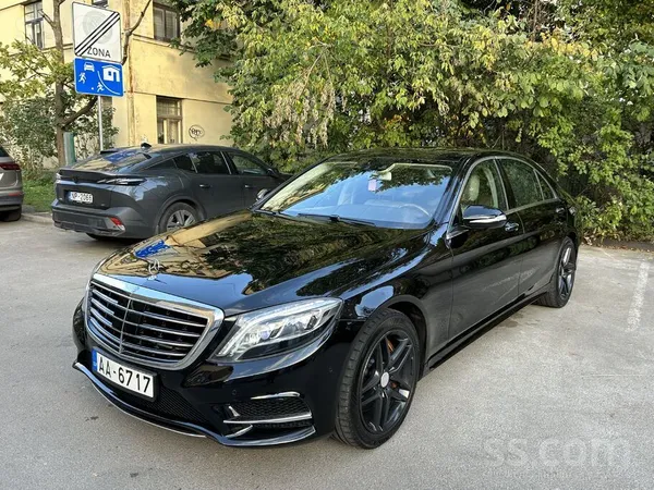 Продаётся Mercedes-Benz S350, 2014 года выпуска. Чистый и ухоженный салон. Б