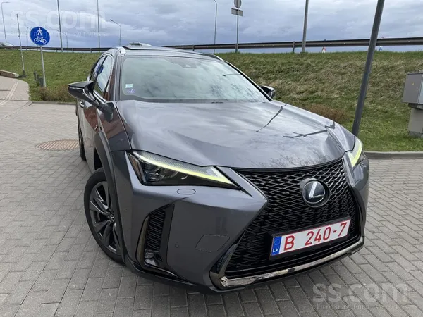 Lexus UX 250h F Sport E-Four

Tikko no Francijas automobilis ekspluatēts s
