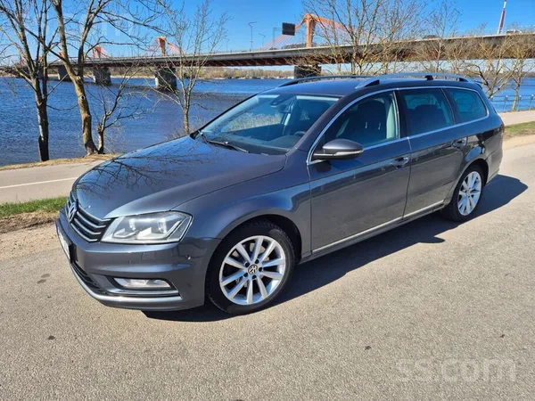 Volkswagen Pārdodu Volkswagen Passat B7 2014. gada izlaiduma,