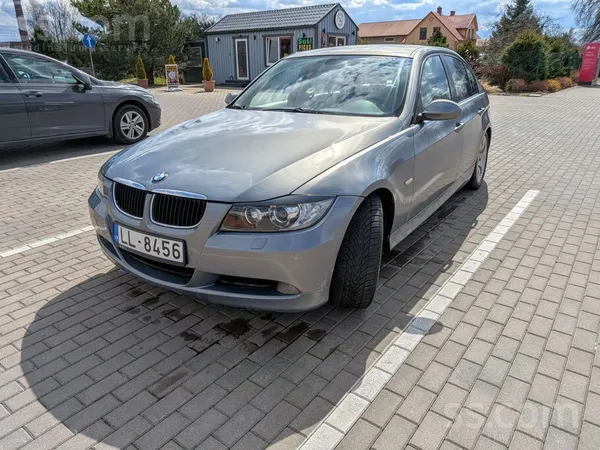 BMW Tiek pārdots BMW 320 (2005. gada, E90 virsbūve, se