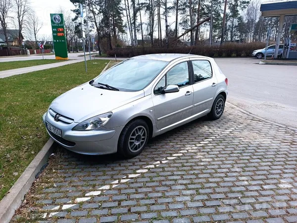 Pārdodu Peugeot 307 1.6 Hdi , 80kw . visu laiku ir bijis kā mans maiņas auto