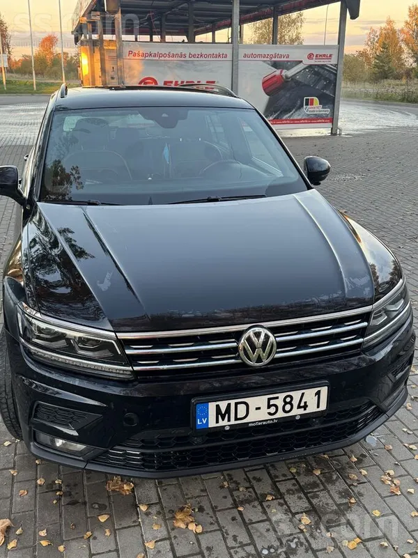 Volkswagen Pārdod W Tiagun Confortline automašīnu teicamā stā