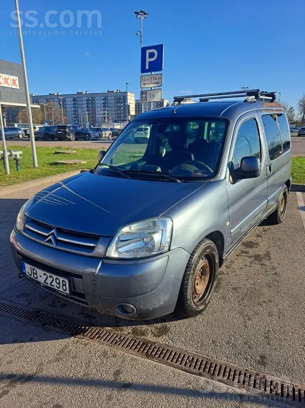 Citroen Berlingo Multispace. 

Auto pirkts Vacija 2012 gada un no ta laika