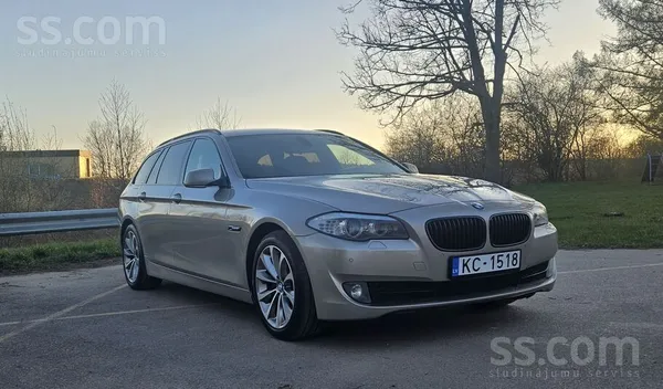 BMW BMW 525 ar 3.0 dīzeļdzinēju, 8 pakāpju automātisko