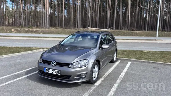 Volkswagen Golf 7 teicamā stāvoklī. Gādīgi kopts un uzturēts
