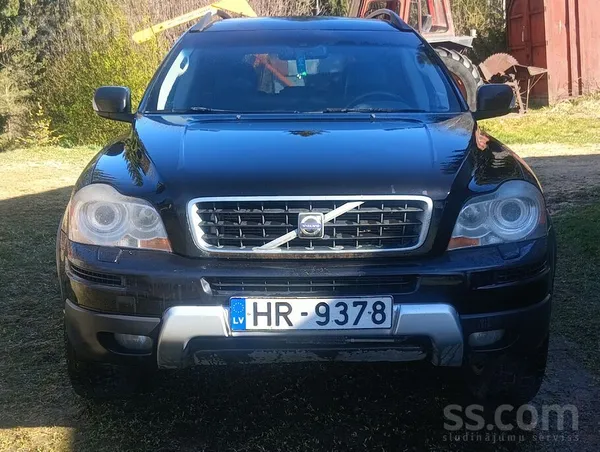 Volvo Svētku cena labām auto. Volvo Xc90 2.4d Awd 136kw 