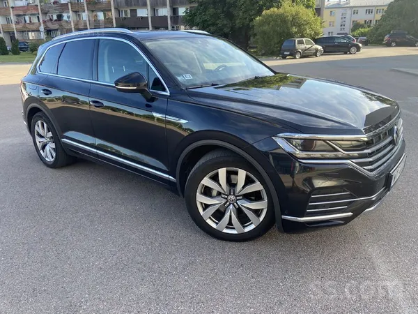 Volkswagen VW Touareg 3.0 Tdi (286 zs). Cena ieskaitot Pvn. 