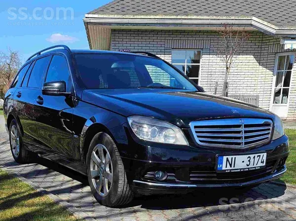 Продатся Medcedes Benz C220, 2010 года, 5-ти ступенчатая автоматическая коро