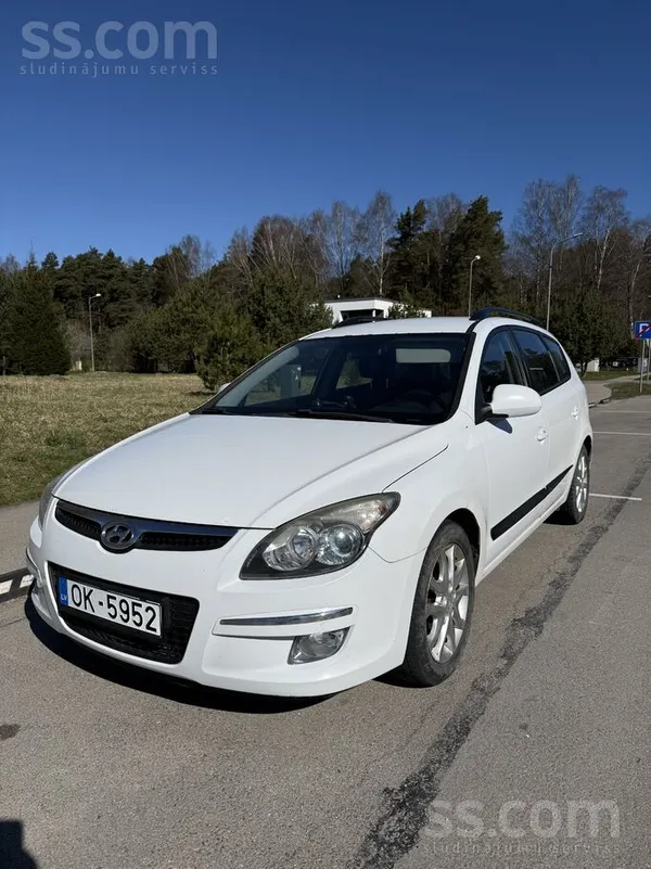 Hyundai Labi saglabajies auto bez tehniskam problēmām, nod