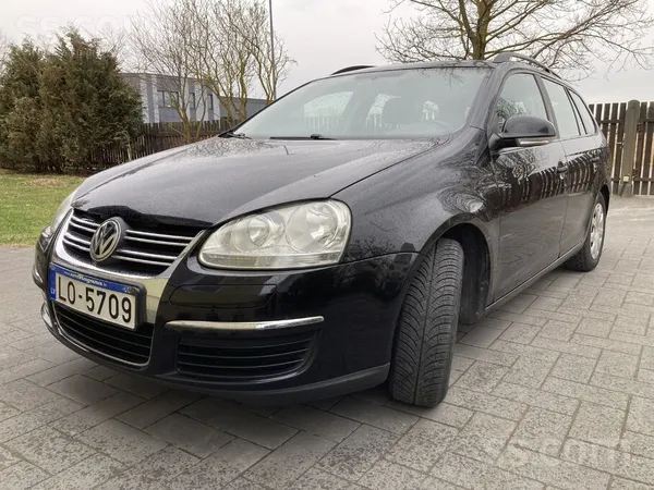 Pārdodu savu praktisko VW Golf 5 universāli ar ekonomisku 1, 6 benzīna/oriģi