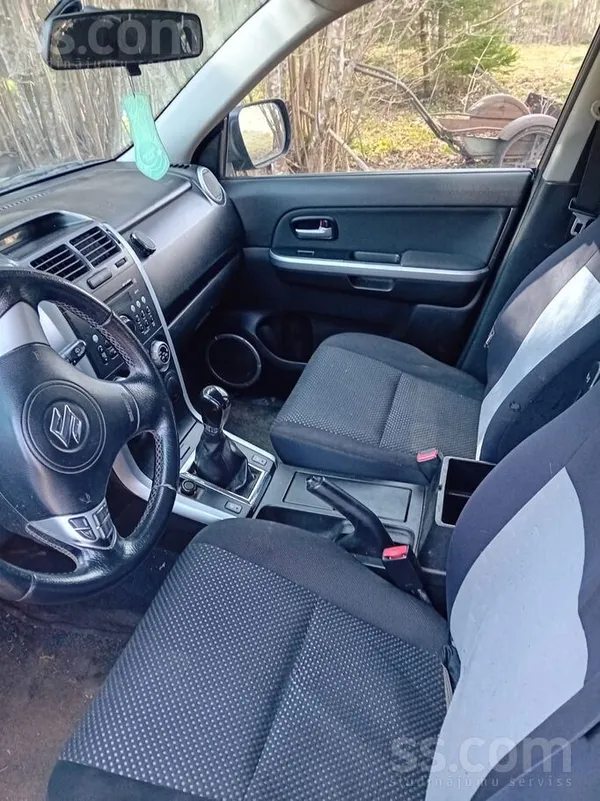 Suzuki Pārdodu ziemas visurgājēju, ar svaigu apskati, līd