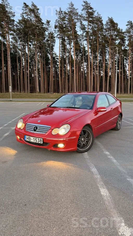 Mercedes C220 Cdi Coupe - automāts, ādas salons, TA līdz 03.2027

Tīrs aut