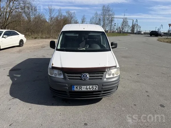 Volkswagen Pārdod VW Caddy 2007gada augusts. Auto labā tehnis
