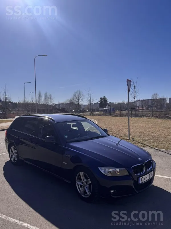 Pbmw 318i E91 Lci 2.0L benzīns, 6-pakāpju manuāla ātrumkārba. 
Tikko ievest