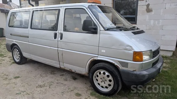 Oriģinālais nobraukums. 
Patēriņš ~8, 3L/100Km. 

Buss tā teikt ir "vienk