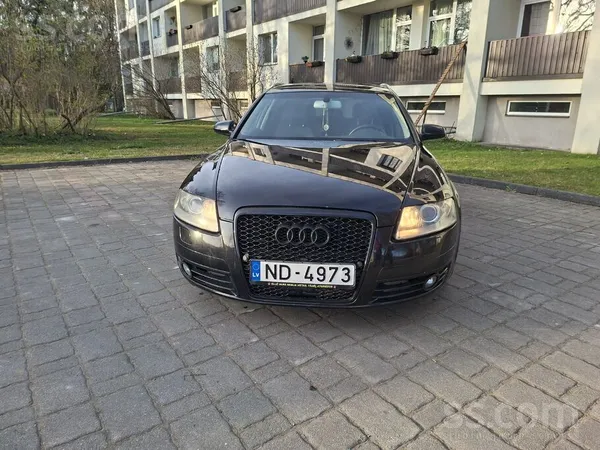 Audi Pardodas. Ikdienas izbraucieniem. Melns smuks slin