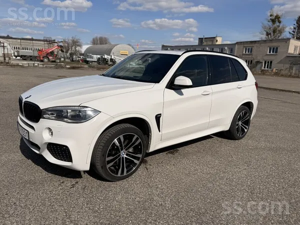 BMW BMW xDrive 4.0D M-pack. Машина в отличном состояни