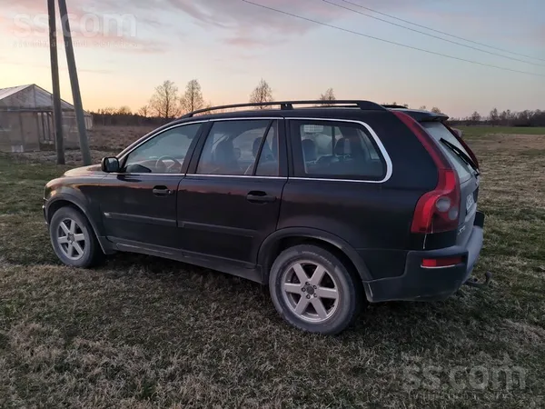 Pārdodu Volvo Xc90 sakarā ar cita auto iegādi. 
2.4 D5 dzinējs (120 kW).