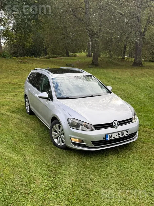 Tiek pārdots uzticams, labi uzturēts un labi aprīkots VW Golf 7 Variants 1.6