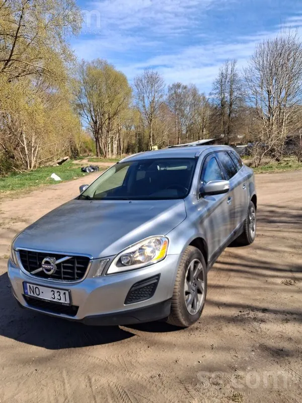 Volvo Svaiga tehniskā apskate, bez aizrādījumiem.