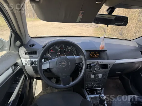 Opel Pārdodu uzticamu un ekonomisku auto. Auto ikdienā 