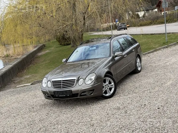 Pardodu Mercedes E320Cdi ar 3.0Cdi-165Kw Jauna tipa motoru. Automašīna tiko