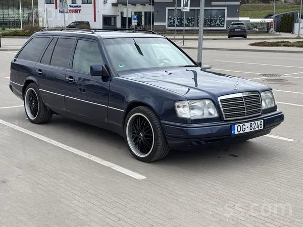 Mercedes Teicamā stāvoklī . S124. 110kw . 