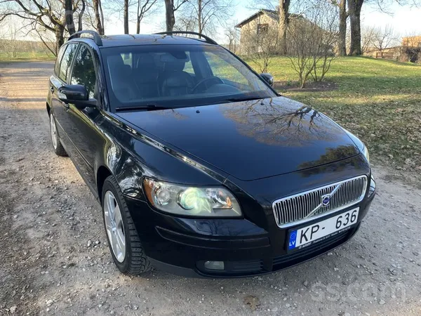 Volvo TA uz gadu, izieta ar pirmo. Atgazes uz 0, 16. Ļot