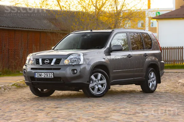 Nissan Nissan X-Trail 2.0D 110 kW 4x4, tikko ievests. 