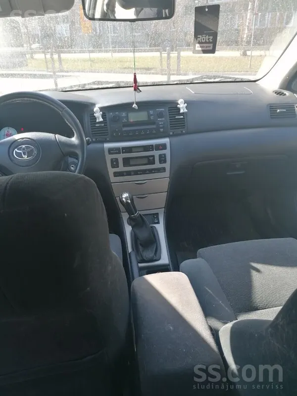 Toyota Pardodas Tojota Corolla 2003.g Benzins. Auto norma