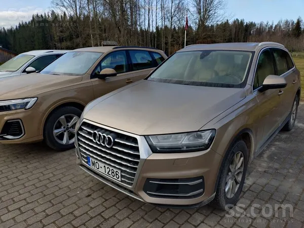 Audi Īpašnieks pārdod Audi Q7 ļoti labā stāvoklī. 