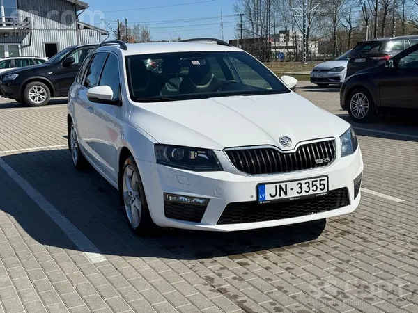 Škoda Octavia RS 135kw. 

Pilna apkopes vēsture pie oficiālā dīlera. Nopir
