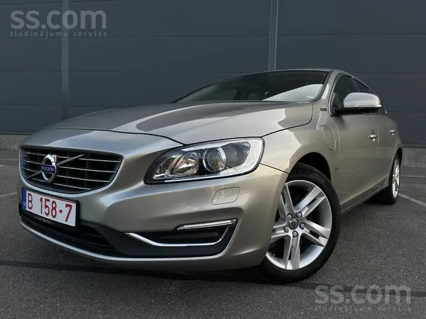 Volvo Volvo V60 Facelift Summum Twin Engine 2.4 Hibrīds 