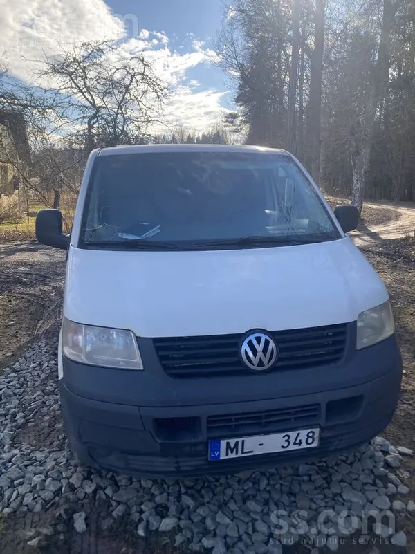 Labs kravas bus. Ziemas riepas uz diskiem komplekta. Nedaudz rusa.
