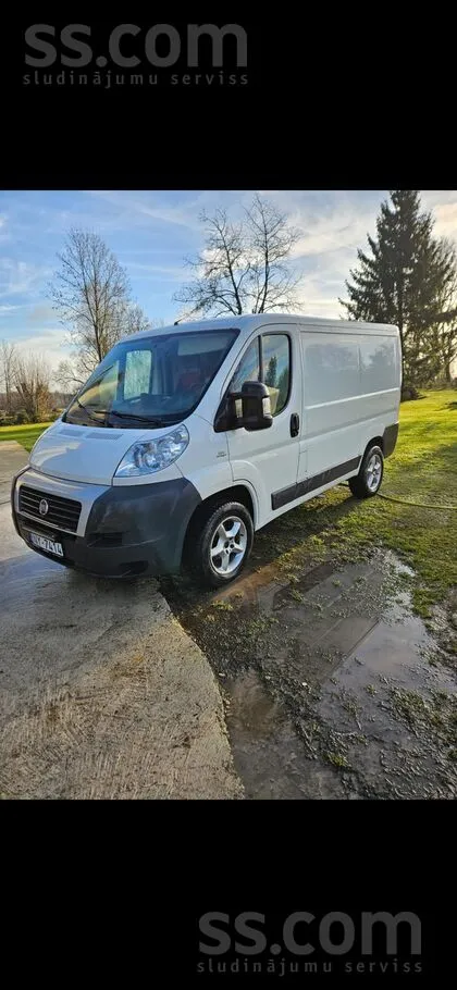 Fiat Pardodu uzticamu busu 2 gadi atpakaļ ievests no ho
