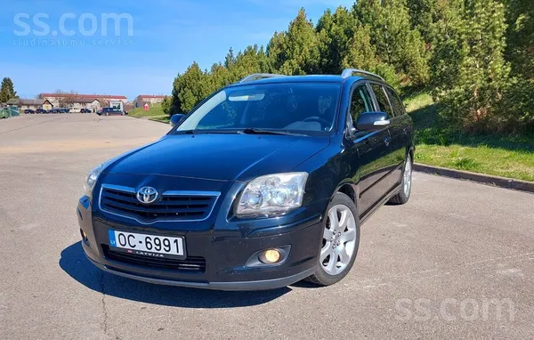 Toyota Toyota Avensis 2.0d4d 93kW, ķēdes dzinējs, izieta