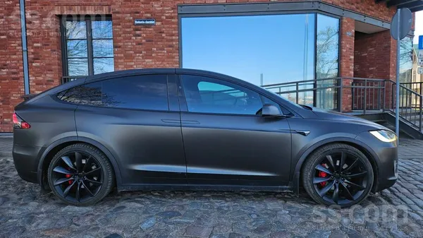 Pārdod Tesla Model X P100D Ludicrous

Ja meklējat jaudīgu, modernu un komfortablu