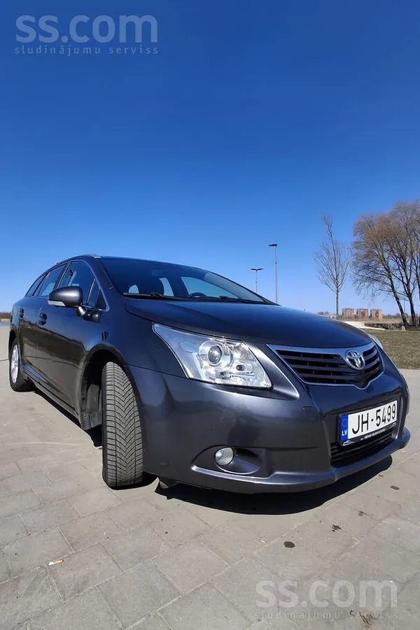 Pārdod īpašnieks. Uzticams un ekonomisks auto teicamā tehniskā stāvoklī, ir