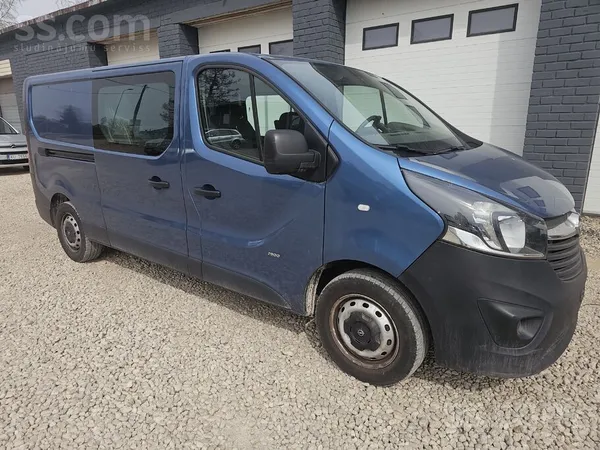 Opel Продается Opel Vivaro 2017 года (5 мест)