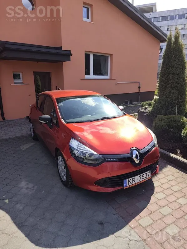 Uzņēmums pārdod ekonomisko Renault Clio 2017. gada 1, 5 litru dīzeli ar manu