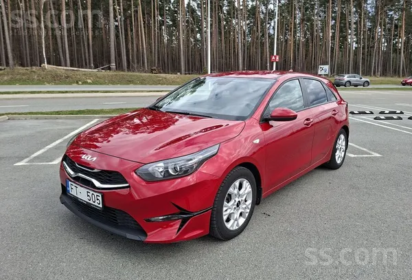 Kia Ceed Lx Plus / 2023.g. / 18 700 Km. 1.5 T-Gdi benzīns, 160zs, manuālā āt