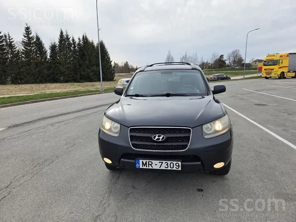 Hyundai Pārdodu automašīnu Hyndai Santa fe 2007 gada. Noma