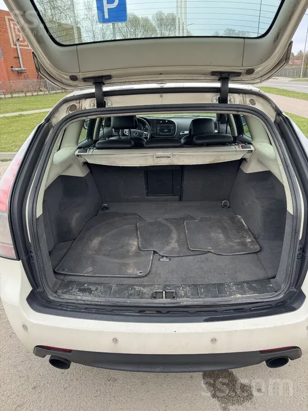 Saab Pārdod Saab 1.9 Ttid 9.3 ar svaigu tehnisko skati.