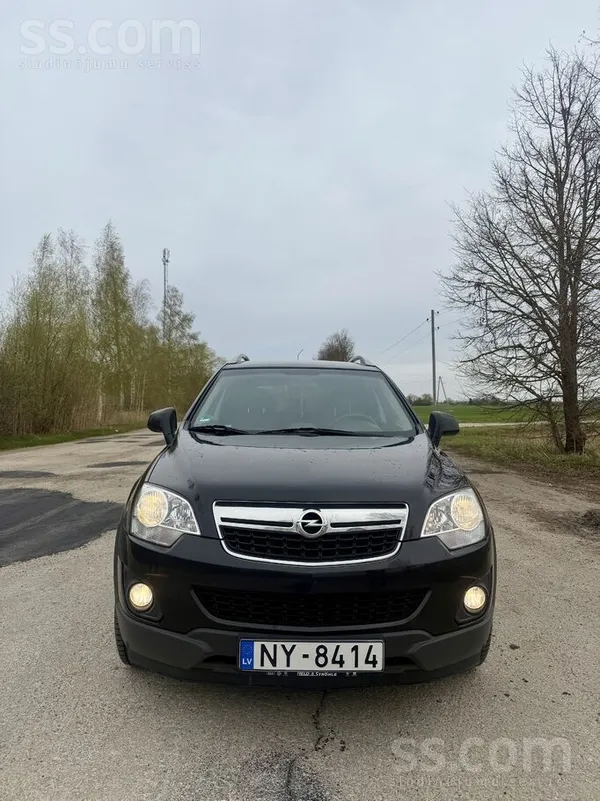 Pārdodu uzticamu un komfortablu Opel Antara (2014. gads) ar manuālo pārnesum
