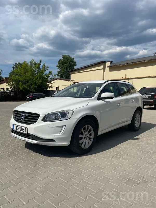 Volvo Pārdodam koptu un lolotu ģimenes auto. Volvo Xc60 