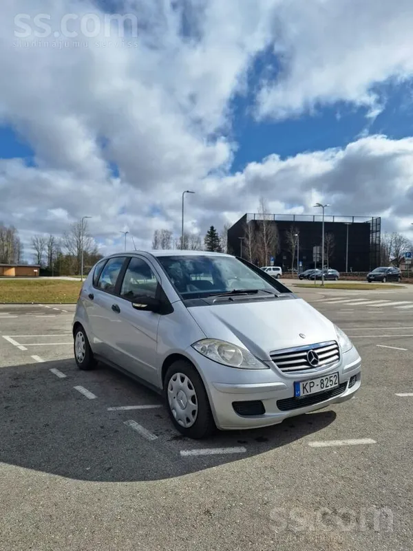 Pārdodas Mercedes-Benz a160. 2, 0 dīzelis, 60kw ar manuālo kārbu
Svaiga teh